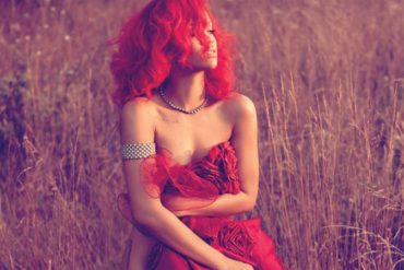 Rihanna Loud