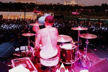 DeivHook con su batería en el concierto MTV Madrid Beach