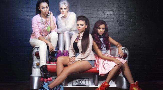Little Mix posando para su álbum debut 'DNA'
