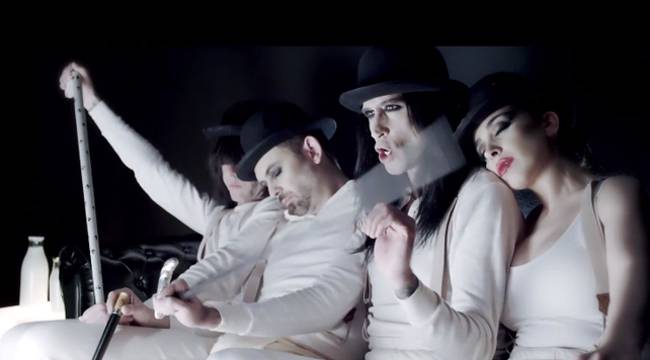 Nancys Rucbias en el vídeo de 'Me encanta'