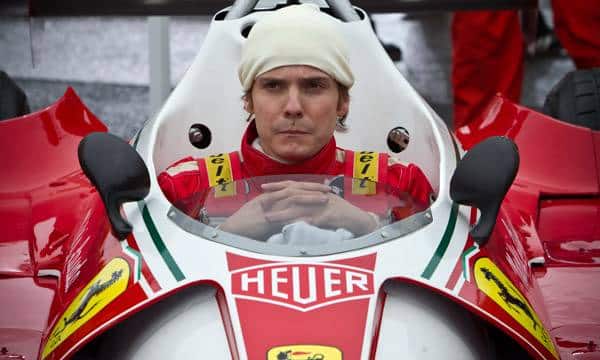 Daniel Brülh caracterizado como Niki Lauda