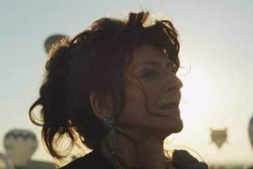 Imagen de la película 'Mil noches, una boda (Party Girl)' (2014)