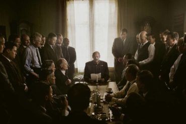 Jesper Christensen en la película 'La decisión del rey'