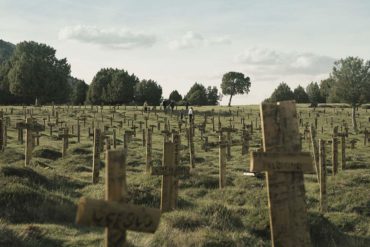 Desenterrando Sad Hill Foto De La Pelicula Documental 370x247