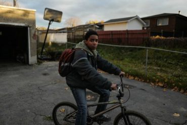 Myles Truitt en la película Kin 2019