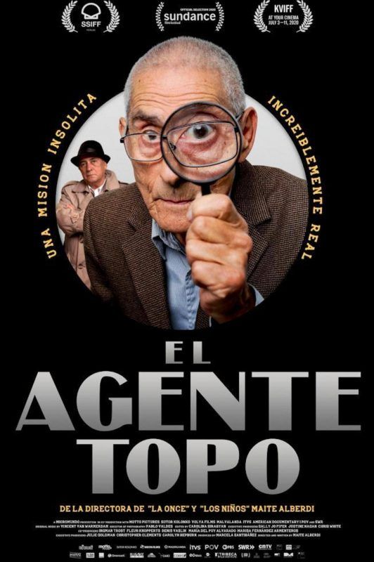 Cartel de la película documental El agente topo
