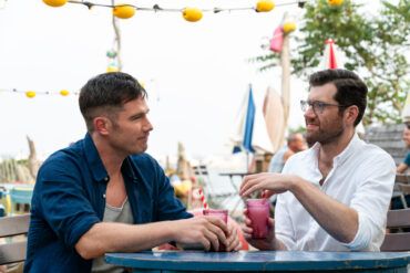 Crítica de la película Bros Más que amigos (2022)