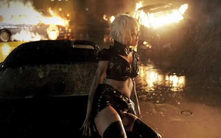 LADY GAGA - MARRY THE NIGHT