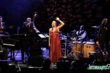 Pink Martini 21
