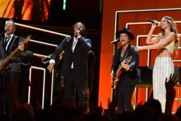 Actuación en los Premios Grammy 2013