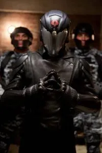 El Comandante Cobra Crítica