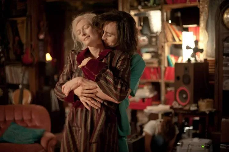 Tilda Swinton (Eva) y Tom Hiddleston (Adán)