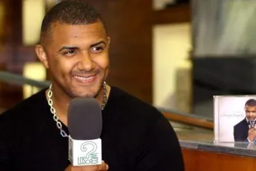 Henry Mendez durante la entrevista a LosInterrogantes.com