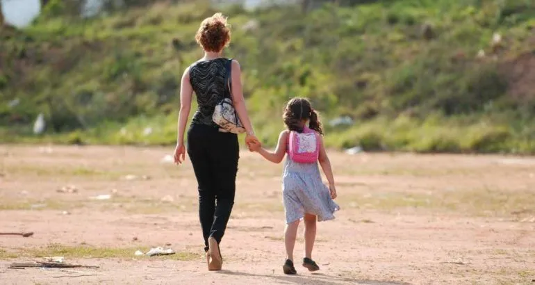 Pelicula El Lobo Detras De La Puerta 4 001