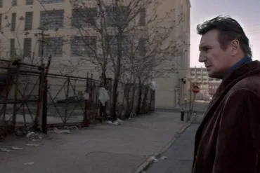 Caminando Entre Las Tumbas Foto 3