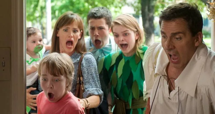 Ed Oxenbould, Jennifer Garner, Dylan Minnette, Kerris Dorsey y Steve Carell en 'Alexander y el día terrible, horrible, espantoso, horroroso'