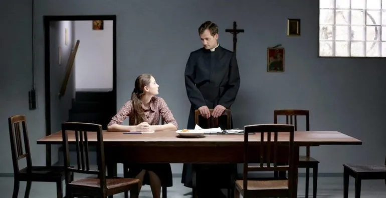 Foto pelicula camino de la cruz (6)