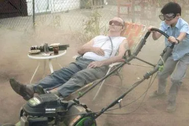 Imagen de Bill Murray y Jaeden Lieberher en una escena de