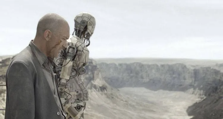 Antonio Banderas y uno de los robots en una escena de la película