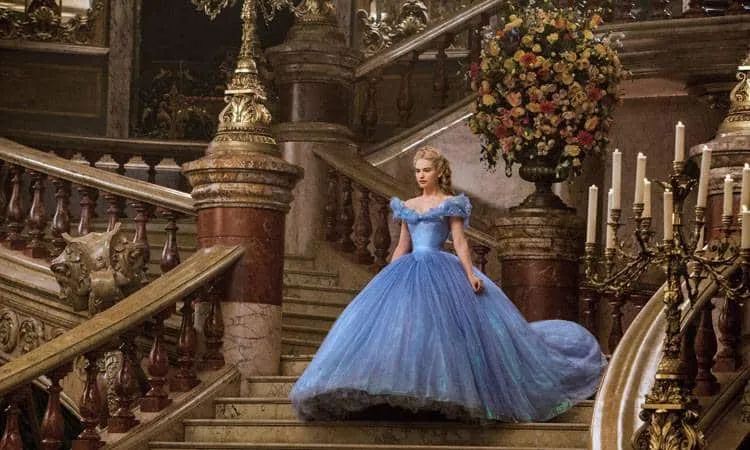 Lily james en la película 