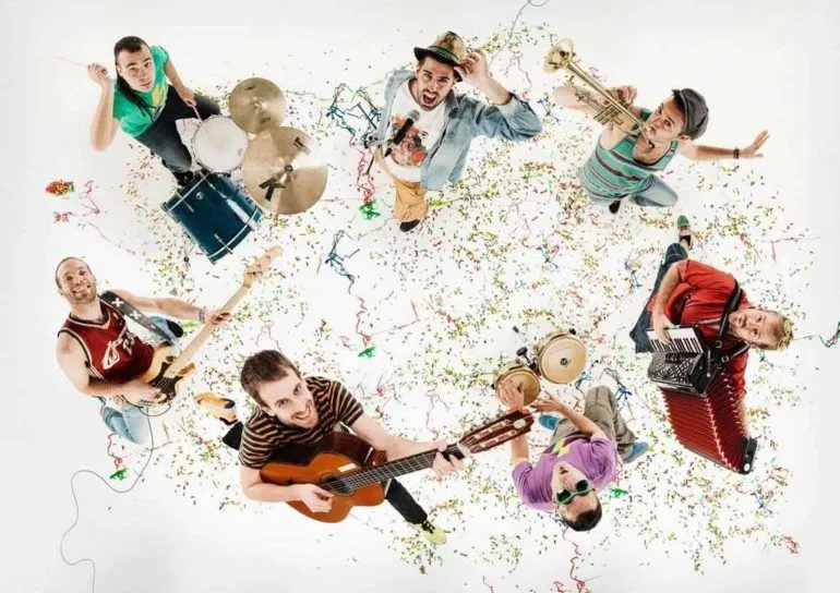 Entrevista Revulsiu La pegatina