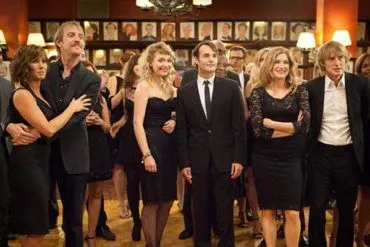 Imagen del reparto al completo de la película 'Lío en Broadway'