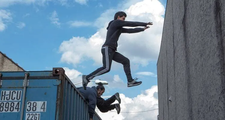 Imagen de Taylor Lautner en la película 'Tracers'