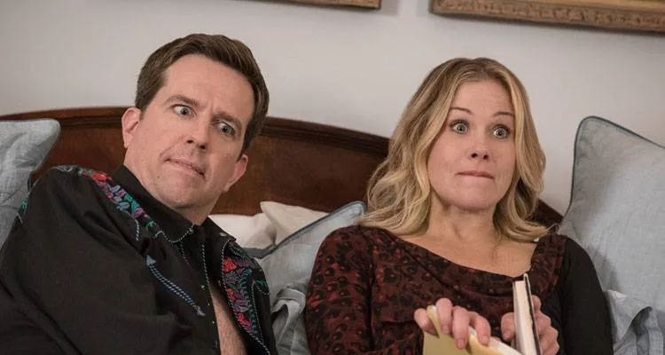 Imagen de Christina Applegate y Ed Helms en la película 'Vacaciones' (2015)