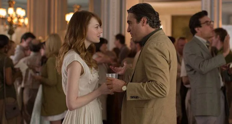 Emma Stone y Joaquin Phoenix en la película 'Irracional man' (2015)