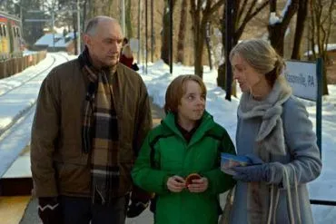 Foto Deanna Dunagan, Ed Oxenbould, Peter McRobbie en la película de terror 'La visita'