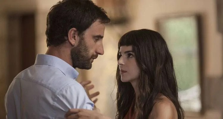 Clara Lago y Dani Rovira en 'Ocho apellidos catalanes'