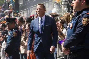 Daniel Craig es James Bond en 'Spectre'