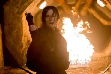 Katniss Everdeen (Jennifer Lawrence) en Sinsajo Parte 2