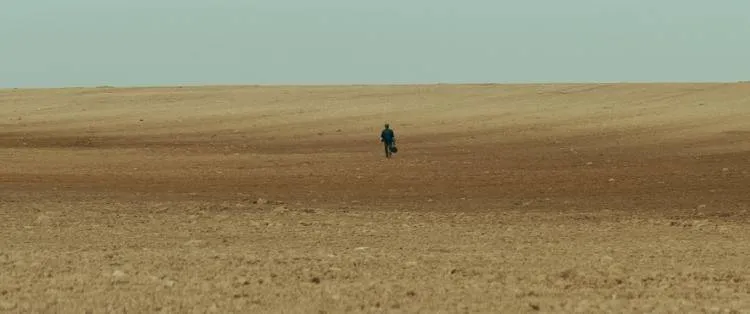Campos en una escena de la película