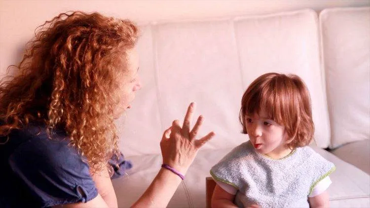 Jan aprende los números con su madre