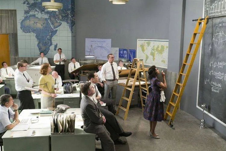 Jim Parsons, Kevin Costner y Taraji P. Henson son el equipo encargado de que John Glenn orbite la Tierra