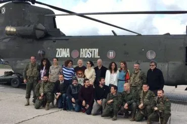 Todo el equipo que ha participado en la película Zona hostil