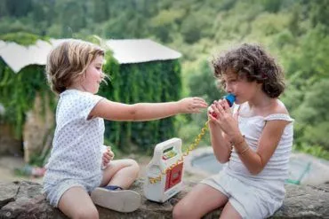 Laia Artigas nos conquuistará en Verano 1993