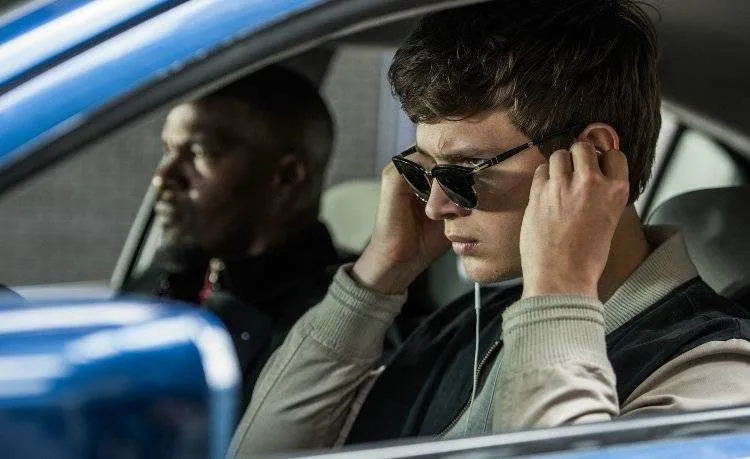 Ansel Elgort y Jamie Foxx en Baby Driver