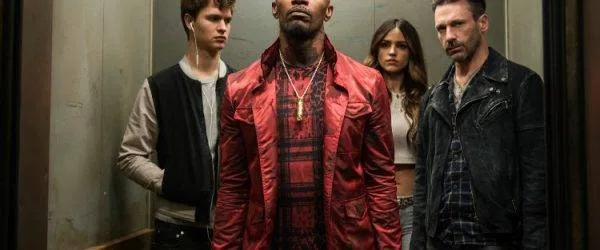 Ansel Elgort, Eiza Gonzalez, Jamie Foxx y Jon Hamm en una de las secuencias más brutales