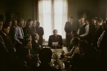 Jesper Christensen en la película 'La decisión del rey'