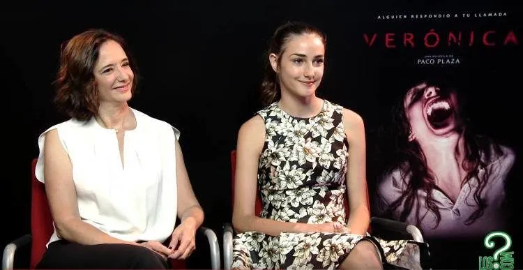 Durante la entrevista, Ana Torrent y Sandra Escacena