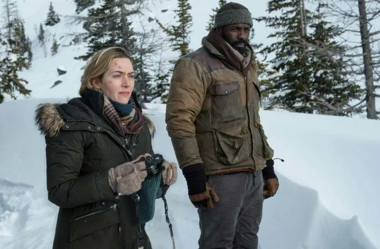Idris Elba y Kate Winslet protagonizan
