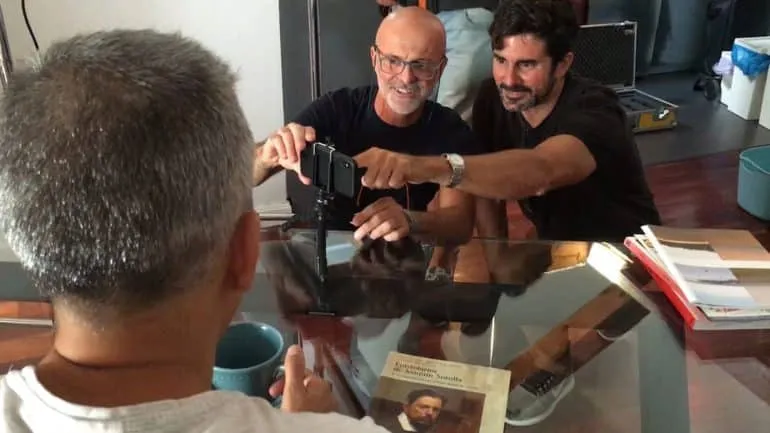 El director Hernán Zin durante el rodaje