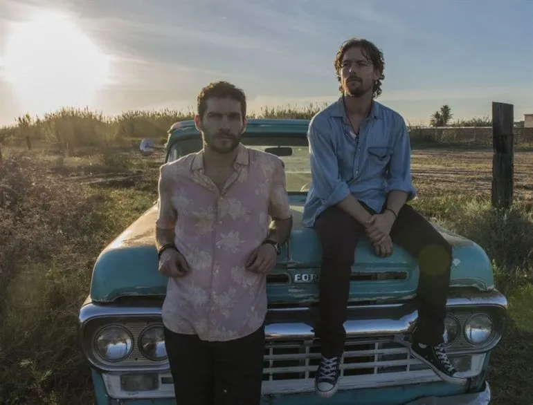 Jan Cornet y Michel Noher en la película