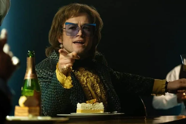 Taron Egerton como Elton John