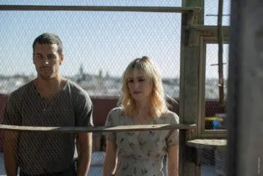 Mario Casas y Natalia de Molina en la película