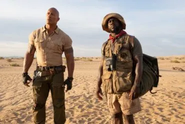 Dwayne Johnson y Kevin Hart en la película Jumanji 2