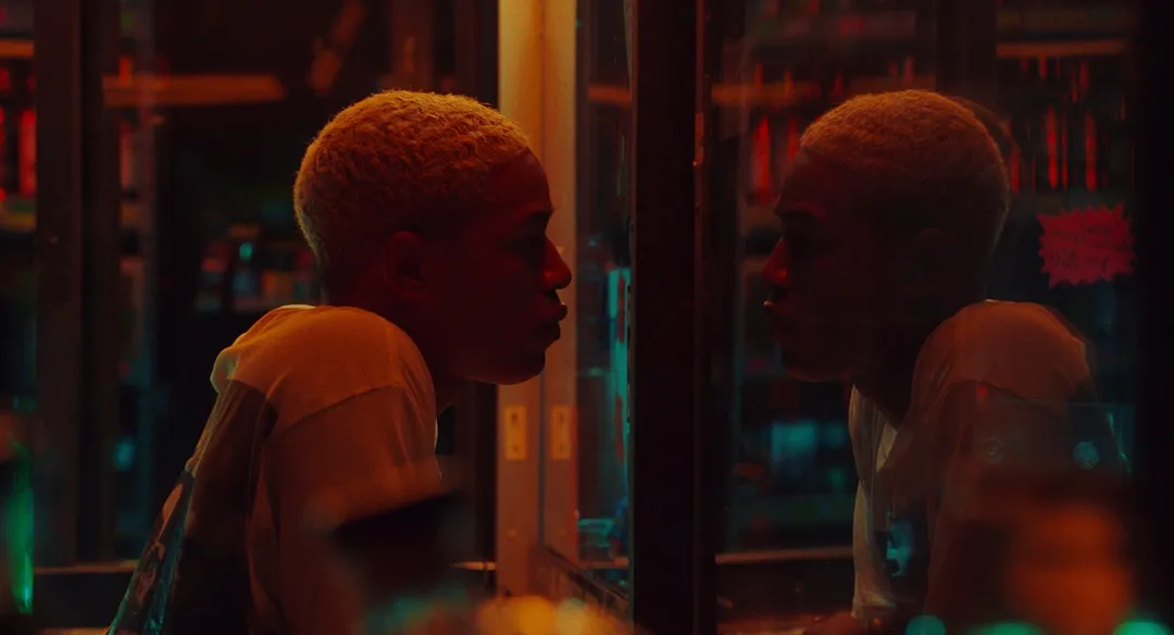 Kelvin Harrison Jr. en la película Un momento en el tiempo (Waves)