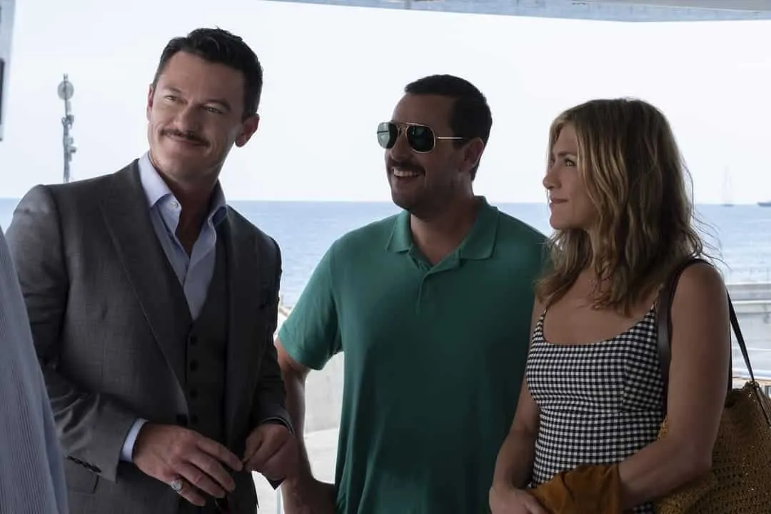 Adam Sandler, Jennifer Aniston y Luke Evans
